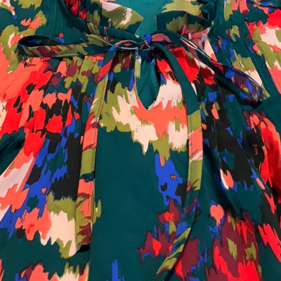 Floral Print Women's Blouse - Picture 5 of 6